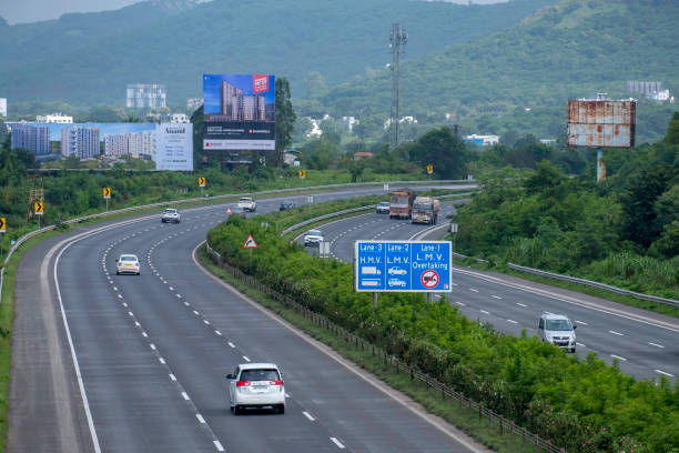 After completion of Mumbai-Bengaluru Highway, travel time between Pune to Chhatrapati Sambhaji Nagar will be reduced to 2 hours: Gadkari