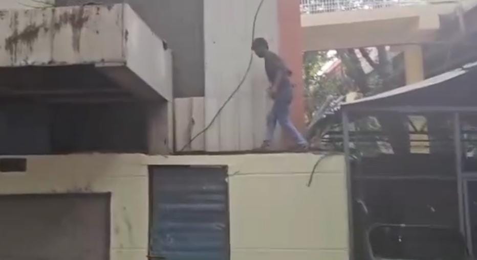 Thief evades capture on JM road; Pune residents witness real life ‘chor-police’ incident