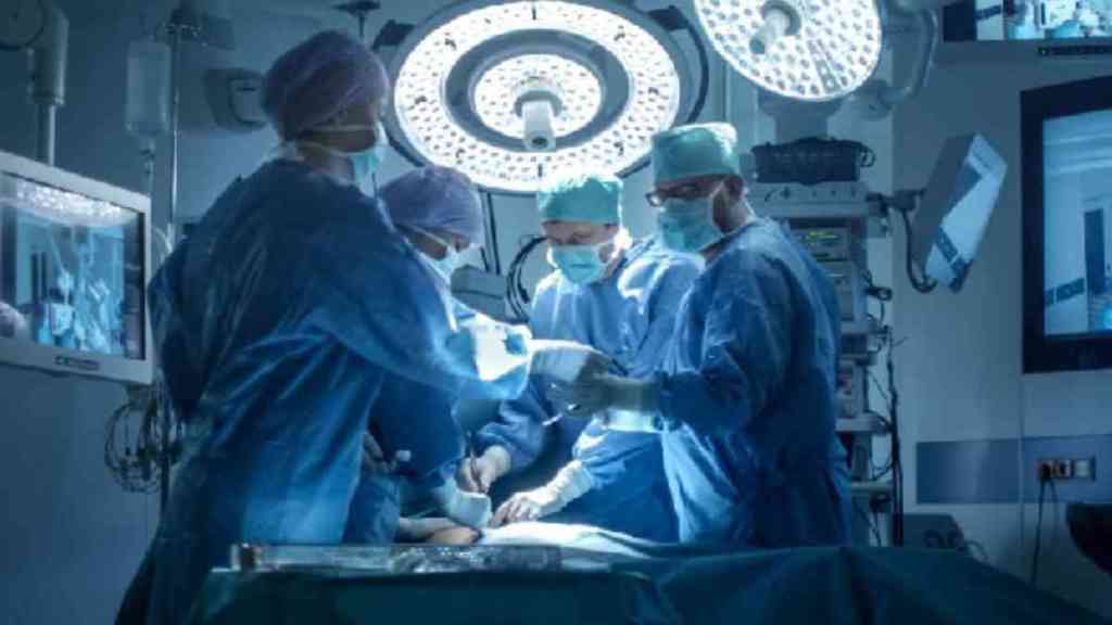 Wrong Surgery on Boy's Private Part Instead of Injured Leg; Investigation Underway