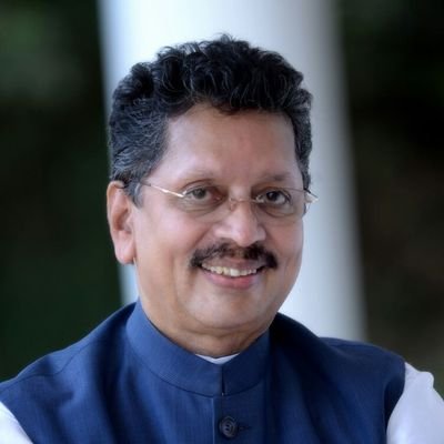 Education Minister Deepak Kesarkar Advocates Lighter Bags And Quality Nutrition In Schools