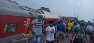 Two dead and twenty injured; Howrah CSTM Train Derails Near Chakradharpur; Indian Railways Issues Emergency Helpline Numbers