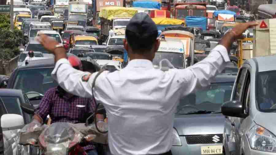 Pune: Enhanced Police Patrolling And Emergency Response Amidst Heavy Rains In Pimpri-Chinchwad, Urges To Call Helpline In Crisis