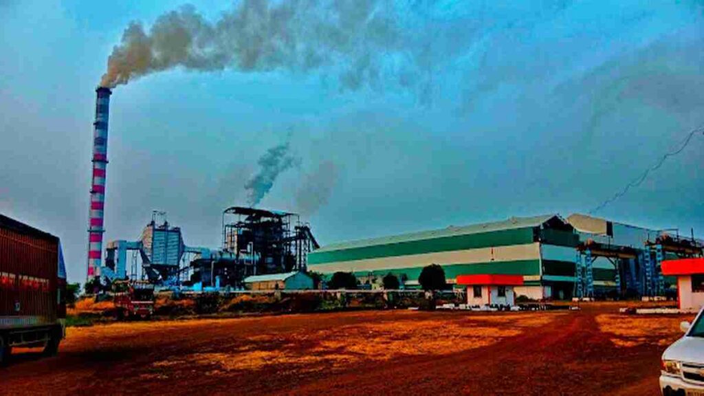 Pune News: Increasing Pollution Concerns From Maharashtra's Sugar Industries, Notices Issues By MPCB 