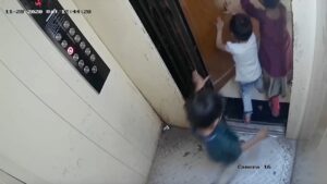 Caution How Unsafe it is to Leave Children Unattended, Viral Video