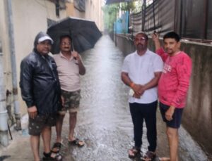 Pune: Residents Of Amardeep Housing Society In Hadapsar Struggle With Water Logging Issues Due To Illegal Slum 