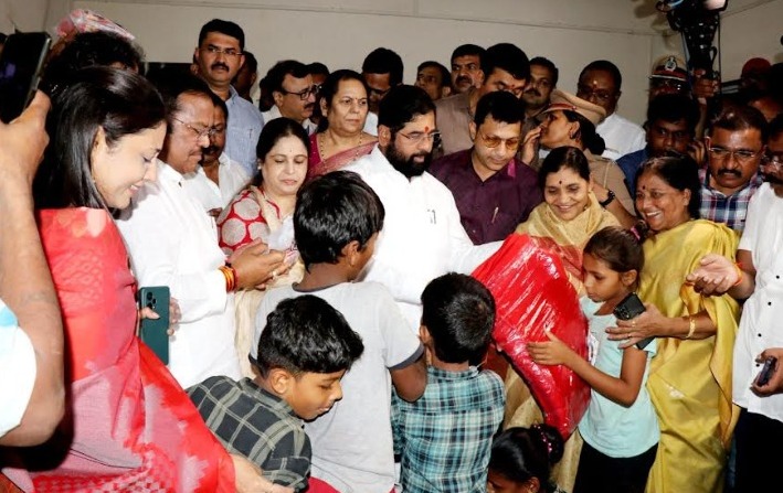 Maharashtra CM Eknath Shinde Assures Permanent Solutions and Relief For Flood-Affected Families