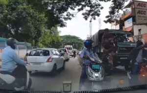 Viral Video: Security Personnel Slaps Electric Scooter Rider in Road Rage Incident
