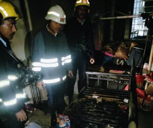 Pune News: Firefighters Rescue Dog Trapped In Fire Incident On Third Floor In Sadashiv Peth
