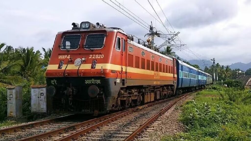 Central Railway Enhances Train Speeds on Daund-Solapur-Wadi Route, Improving Passenger Experience