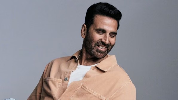 As Akshay Kumar aka ‘Khiladi’ of Bollywood turns 57. Click to know 5 habits that keeps him fit