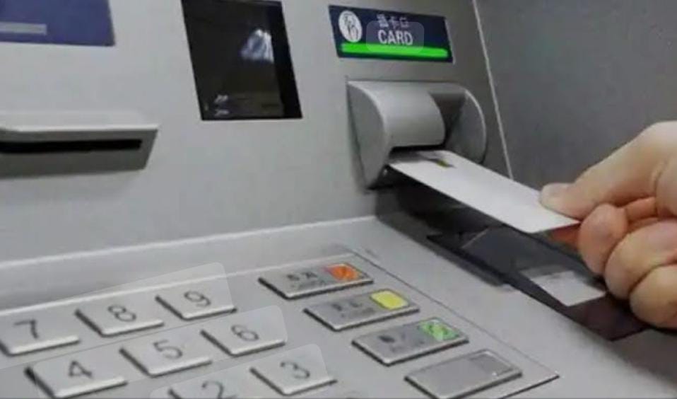 Mysterious ATM Glitch In Nagpur: Free Money Frenzy On Ganesh Chaturthi