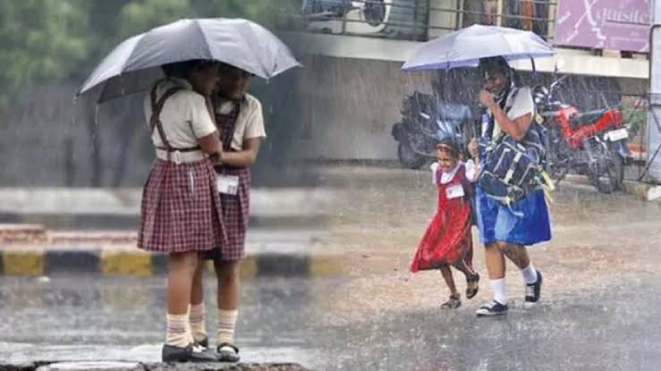 Mumbai Rains: Schools and Colleges Remain Closed on September 26 Due to Red Alert
