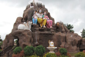Discover Peace and Spirituality: Exploring Pune’s Top 7 Ashrams