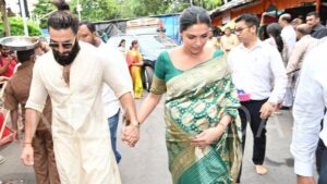 Watch Deepika Padukone and Ranveer Singh Visit Siddhivinayak Temple Ahead of Their Baby's Arrival