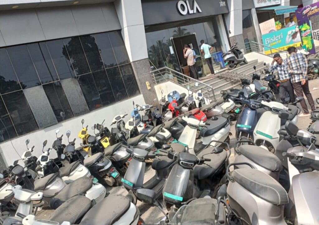 Over 10,000 Consumer Complaints Filed Against Ola Electric; CCPA Issues Notice to Company