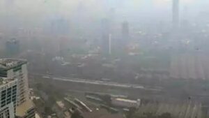 Delhi Enveloped In Haze As Air Quality Deteriorates