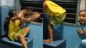 Thief grabs phone from girl on train: 'Chhod mera phone' video goes viral