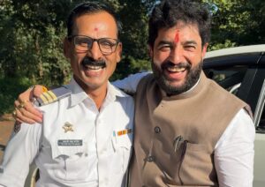 Pleasent Surprise: Watch Union Minister Muralidhar Mohol Reunites with Old Friend During Kolhapur Visit