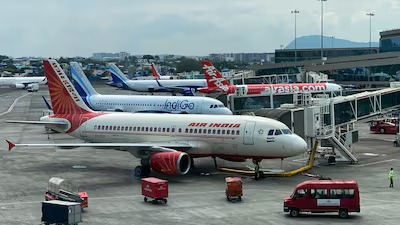 Delhi Man Arrested for Sending Hoax Bomb Threats to Airlines, Wanted Attention After Seeing Similar News on TV