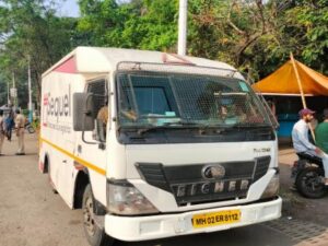 ₹138 Crore Worth of Gold Seized During Police Check in Pune; Investigation Underway