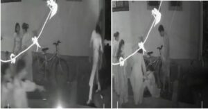 Woman Falls Into Open Sewer During Election Campaign in Ambernath, CCTV Footage Goes Viral 