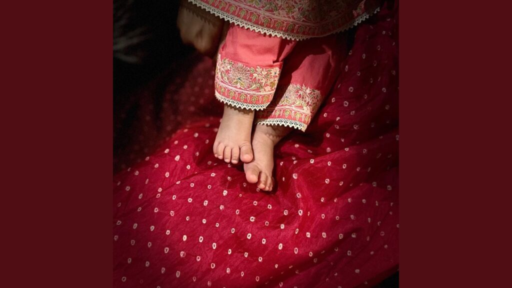 Deepika Padukone, Ranveer Singh Share First Photo of Daughter, Reveal Her Name Dua Padukone Singh