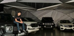 From Rolls-Royce to G-Wagen Kids Driving Luxury Cars Raise Eyebrows. Watch viral video