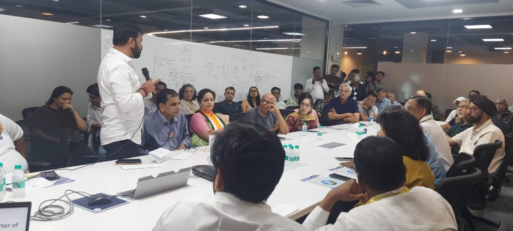 Pune: Know Your Candidates Meet Organized by Team Swachh Kalyani Nagar 