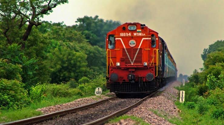 Indian Railways to Launch All-in-One 'Super App' for Passengers by December