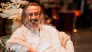 Sri Sri Ravi Shankar Condemns Arrest Of Hindu Priest In Bangladesh, Calls For Justice