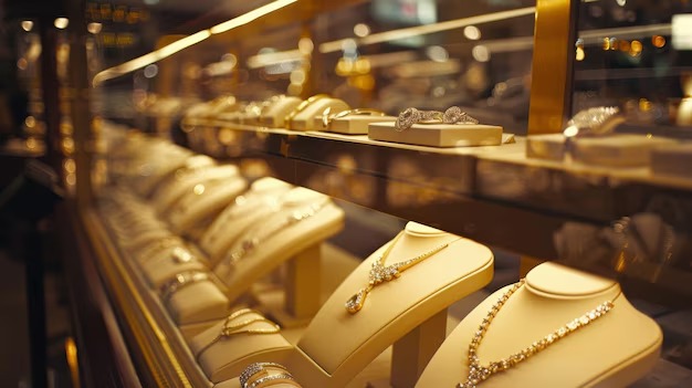 Jewellery Heist: Employee Flees With Rs 1.37 Crore Worth Gold, Cash From Pune Showroom 