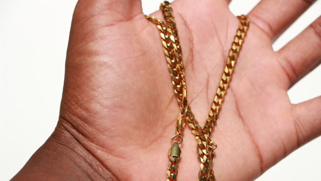 Pune: Honest Kids in Saswad Help Return ₹4.5 Lakh Gold Necklace