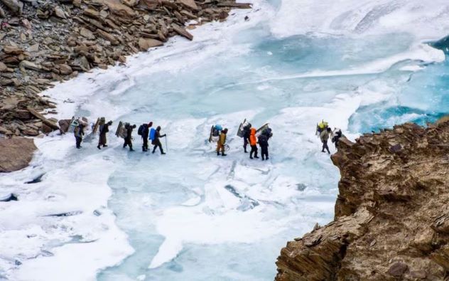 Indian Family Freezes to Death Attempting Canada-US Border Crossing  
