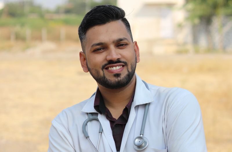 Meet Dr. Hitesh Choudhary: Almost Dropping Out of School to Becoming a Doctor