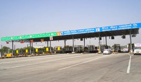 India's First High-Speed Route, Mumbai-Pune Expressway Tolls Reach All-Time High Becomes the Cosliest