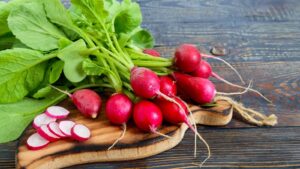 Red Radish (Mooli) Benefits: Reasons to Include It in Your Winter Diet