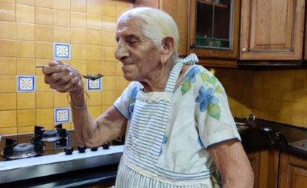 Meet 97Years Old, 'Young Entrepreneur' Harbhajan Kaur: Turning Passion Into a Sweet Success
