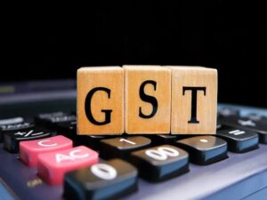 "5% on Dining, 18% on Health Insurance, 12% on Cancer Drugs": Entrepreneur Asks, Who Is Deciding GST Slabs?