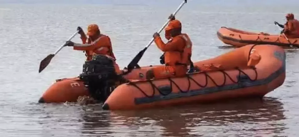 Goa Boat Tragedy: One Dead, 20 Rescued After Tourist Vessel Capsizes Near Calangute Beach