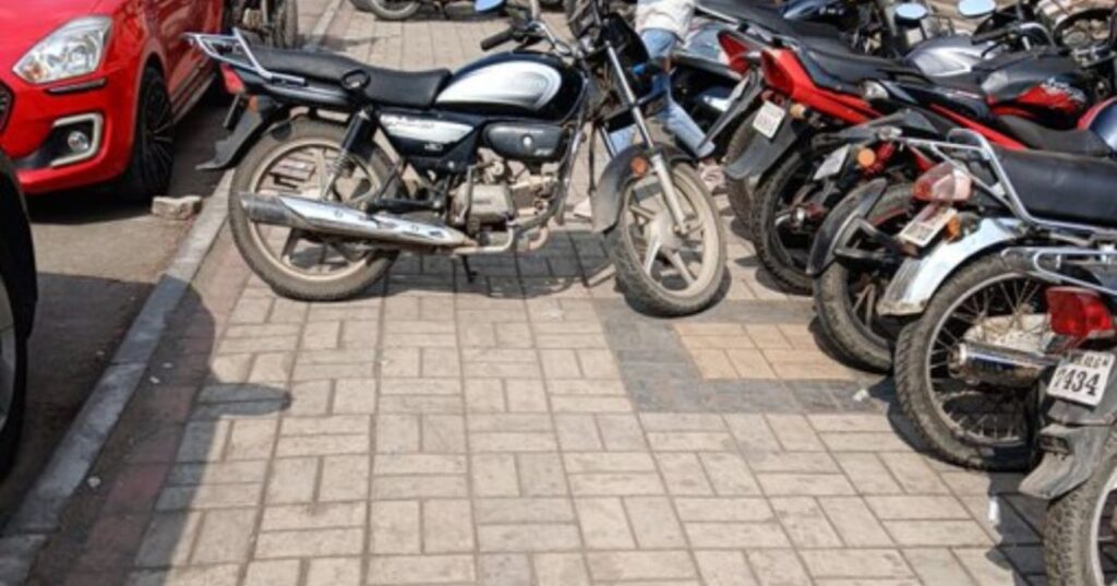 Pune: Pedestrian Infrastructure In Shambles, Only 800 Km Of Roads Have Footpaths