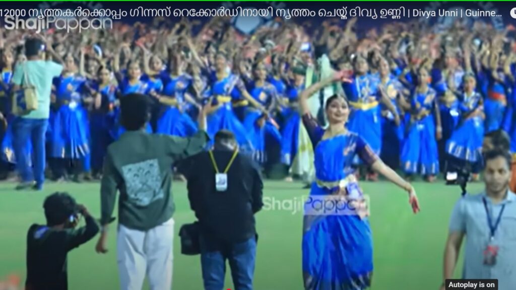 Massive Group Performance by 11600 Dancers in Kerala Earns New Guinness Record