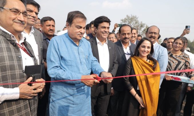 Nitin Gadkari inaugurates India’s First Lignin-Based Bio-Bitumen Road on Nagpur Mansar Highway