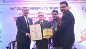 Pune’s Vinod Patil Honored with Bharat Bhushan Samman 2024 for Outstanding Social Work