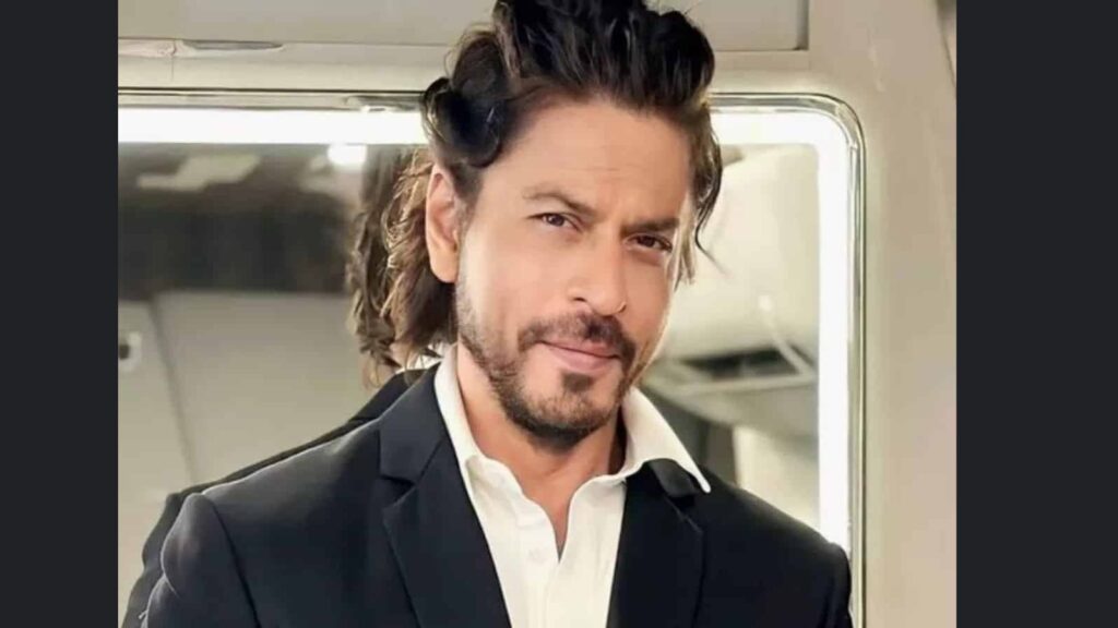 SRK Entertains Guests at Delhi Wedding, Video Goes Viral, Netizens Curious About His Payment