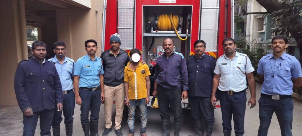 Pune: Fire Brigade Rescues Kondhwa Resident Stuck In Building Balcony 