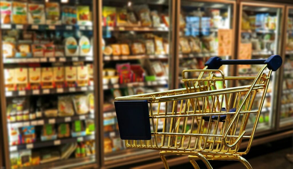 Sales Dip more than 50% of Mumbai's Offline Grocery Stores as Q-Commerce Grows claims Study