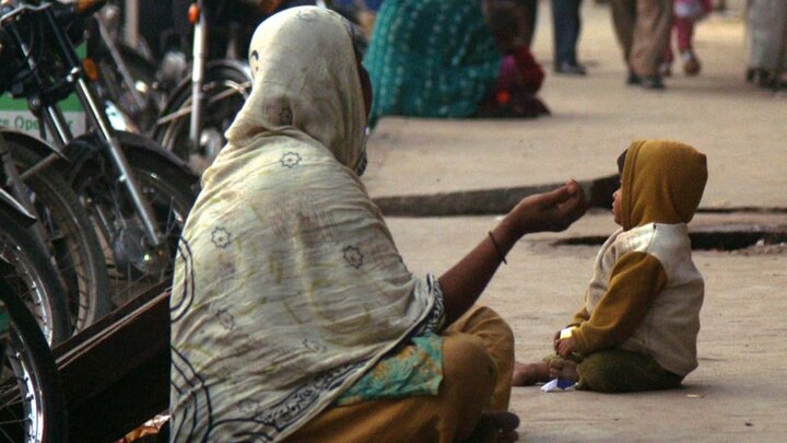 Giving Money to Beggars Will Attract Police Action in This City Starting January 1