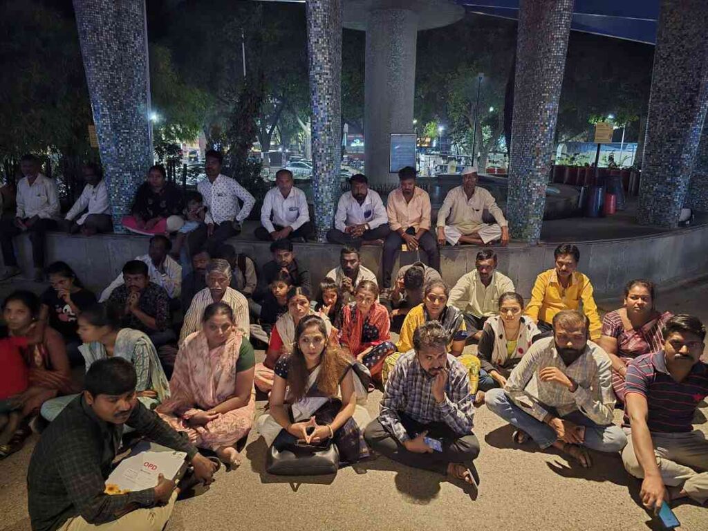 Pune Family Stages Protest Over Hospital's Refusal To Release Deceased Woman's Body