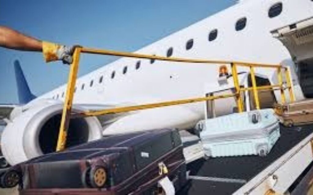 Who Is Responsible for Theft in Aircraft Luggage Compartments? A Case from Pune Airport Sparks Debate