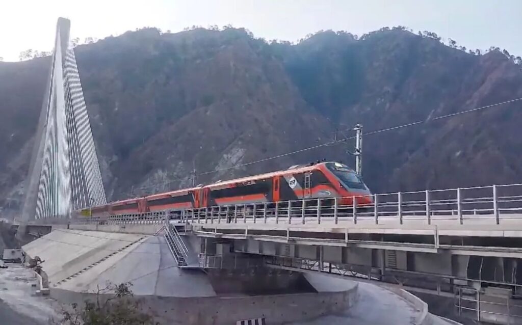 Vande Bharat Express Successfully Completes Trial Run on World’s Highest Rail Bridge in J&K | Watch